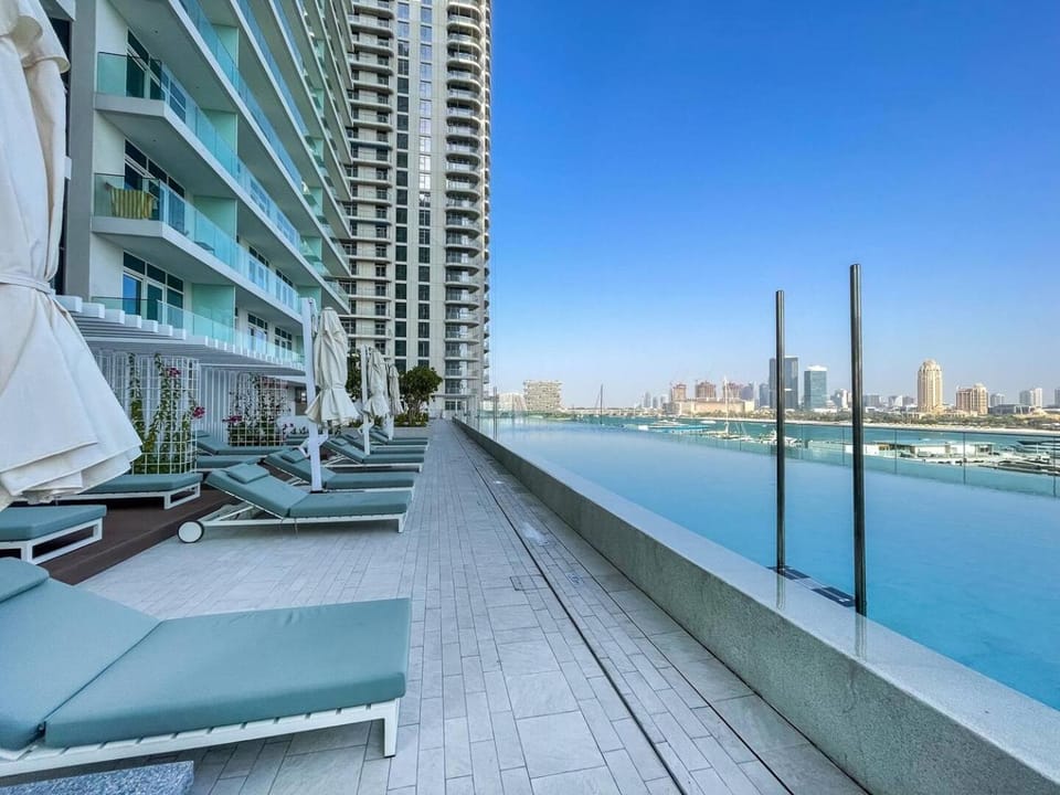 Emaar Beach Front 2BR with Sea & Marina Skyline Views Apartment in Dubai