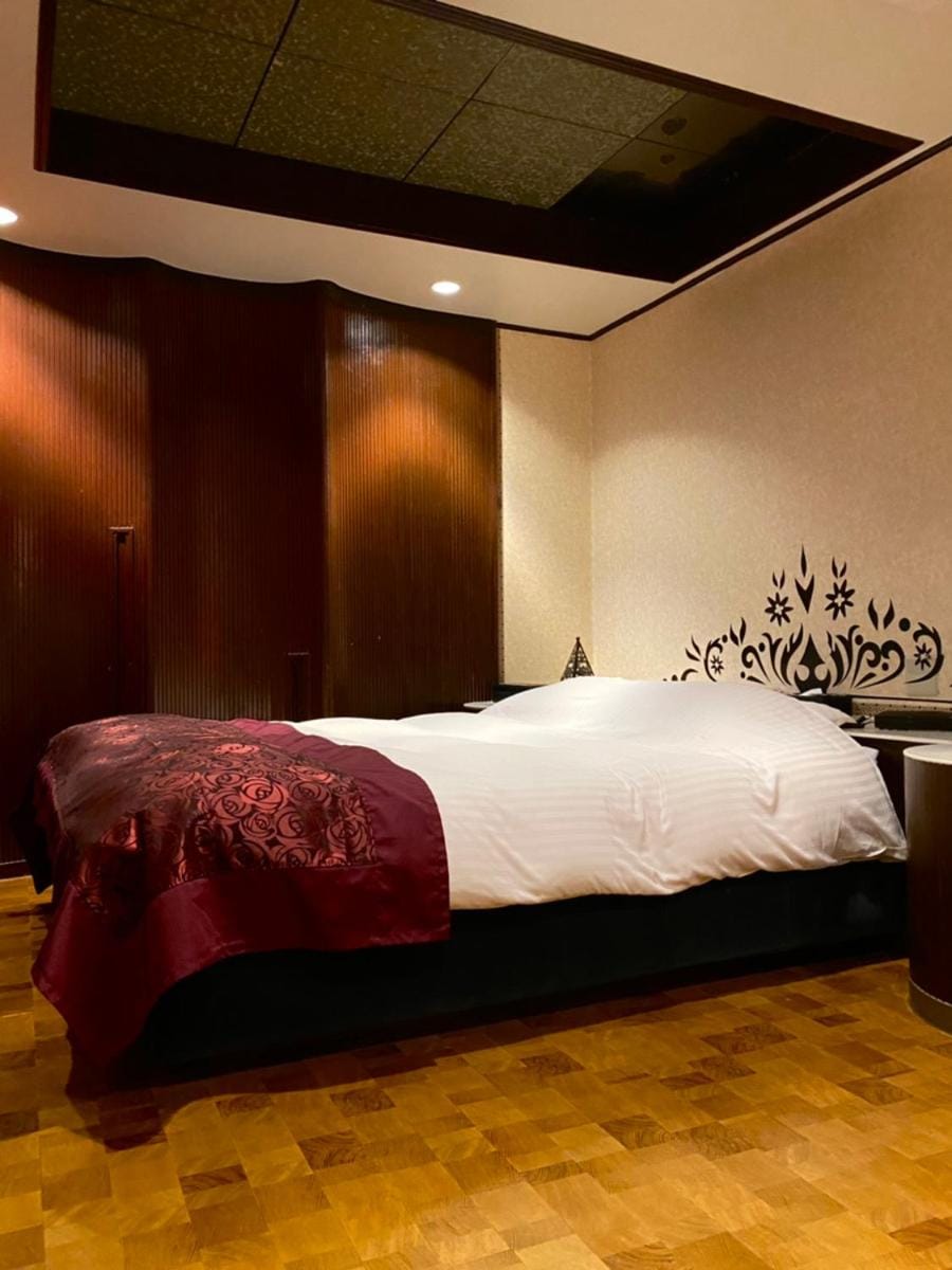 ホテル艶グループ　富津店 Hotel in Chiba Prefecture