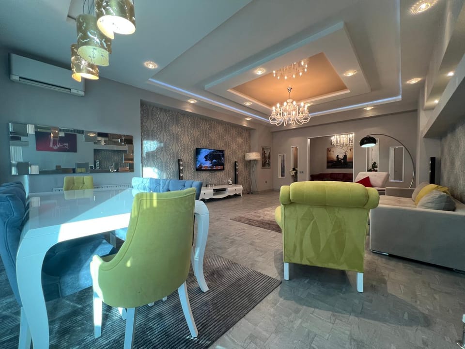TV and multimedia, Living room, Photo of the whole room, Seating area