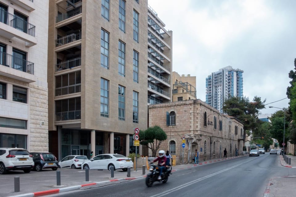 Neighbourhood, City view, Street view
