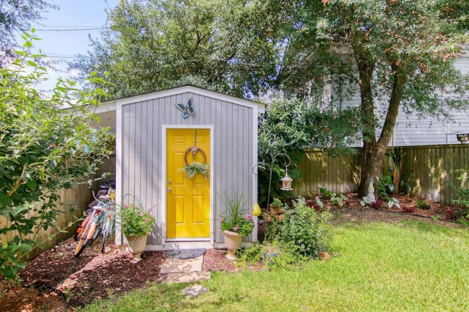 Holy City Charm-Mins To Dtwn-Beach & Shem Creek House in Mount Pleasant