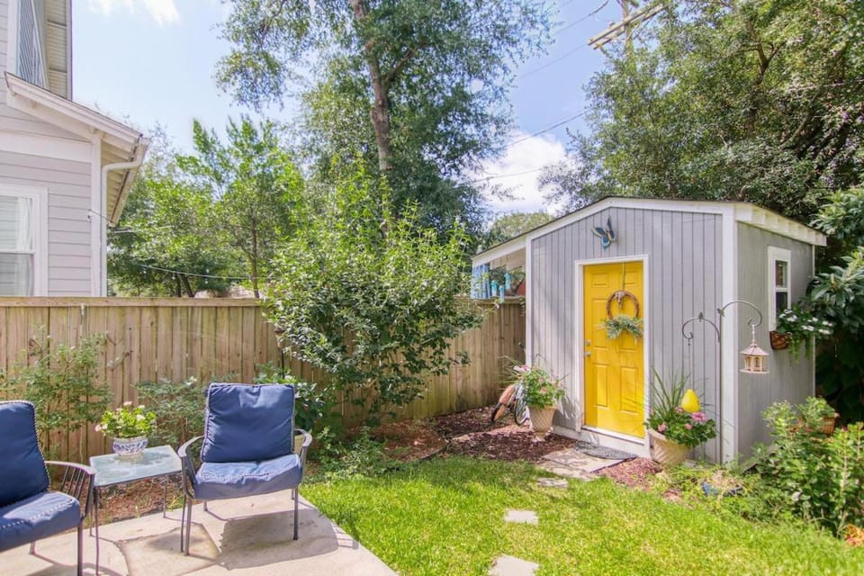 Holy City Charm-Mins To Dtwn-Beach & Shem Creek House in Mount Pleasant