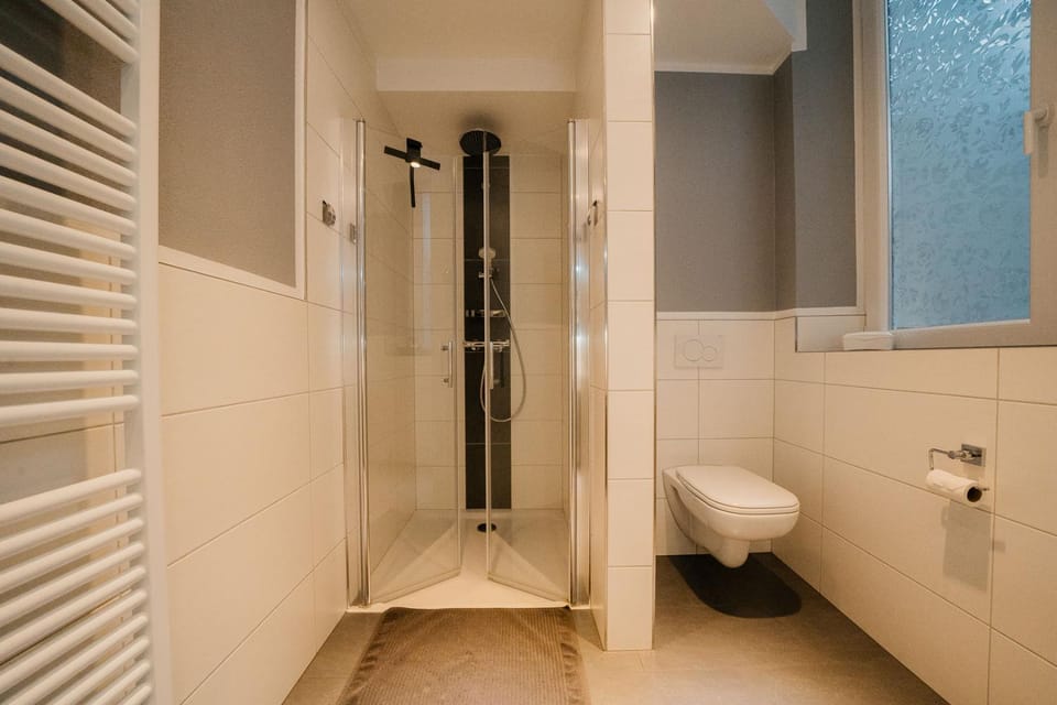 Shower, Toilet, Bathroom