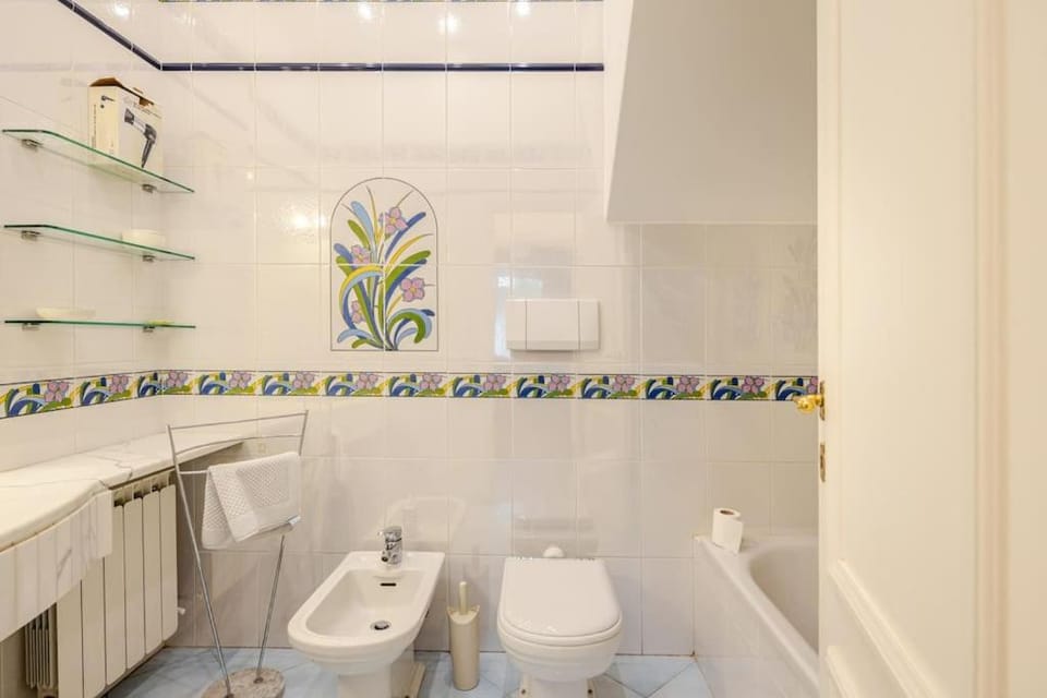 Shower, Toilet, Bathroom, Bath, bidet, hair dryier, towels