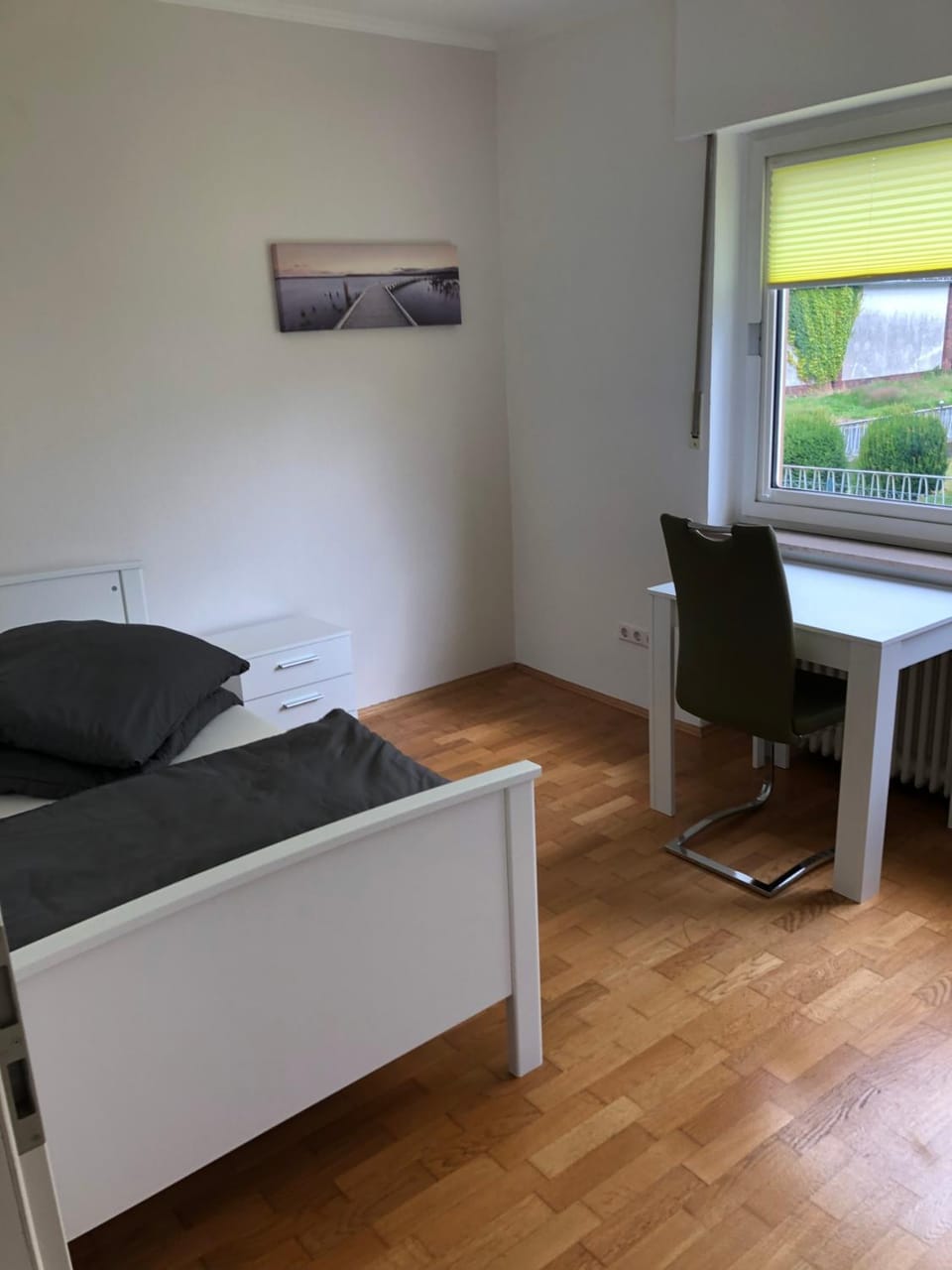 Staff, Photo of the whole room, Bedroom
