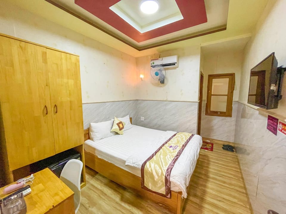 Khách sạn Triều Dâng Hotel in Vietnam