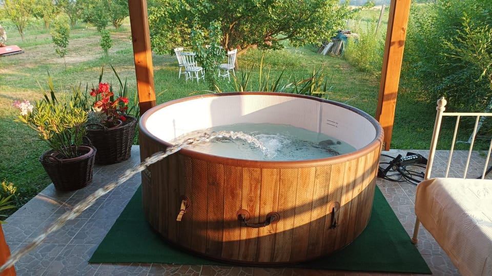 Guesthouse Tulipán Vendégház Apartment in Slovakia