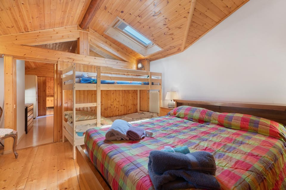 Property building, Living room, Bedroom