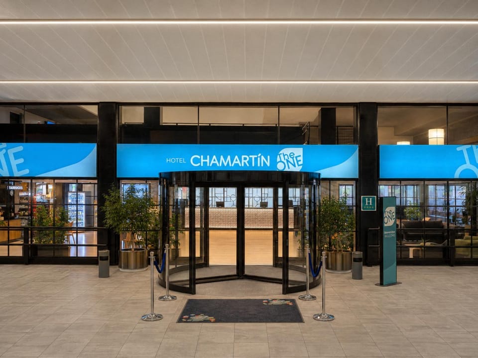 Facade/entrance, Lobby or reception