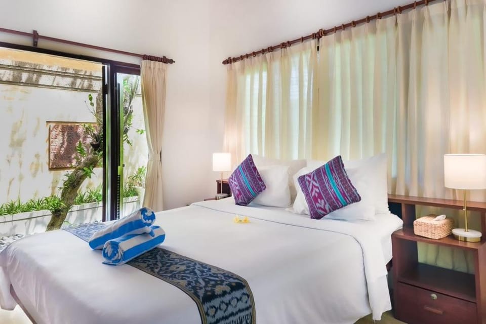 Patio, Bed, Photo of the whole room, Bedroom, towels