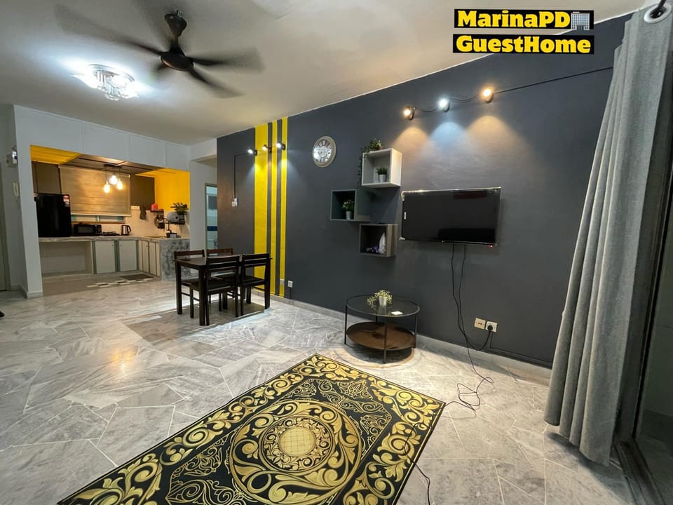 Marina GuestHome Pool View Apartment in Port Dickson