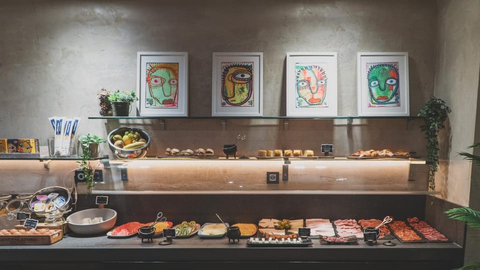 Buffet breakfast