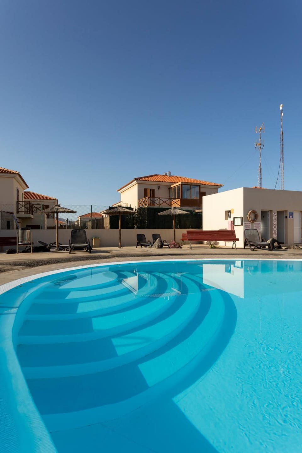 Day, Pool view, Swimming pool, Swimming pool, sunbed