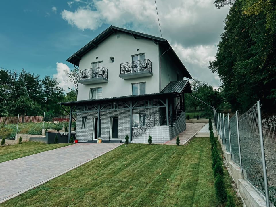 Casa Dumitru 2 Bed and Breakfast in Prahova, Romania