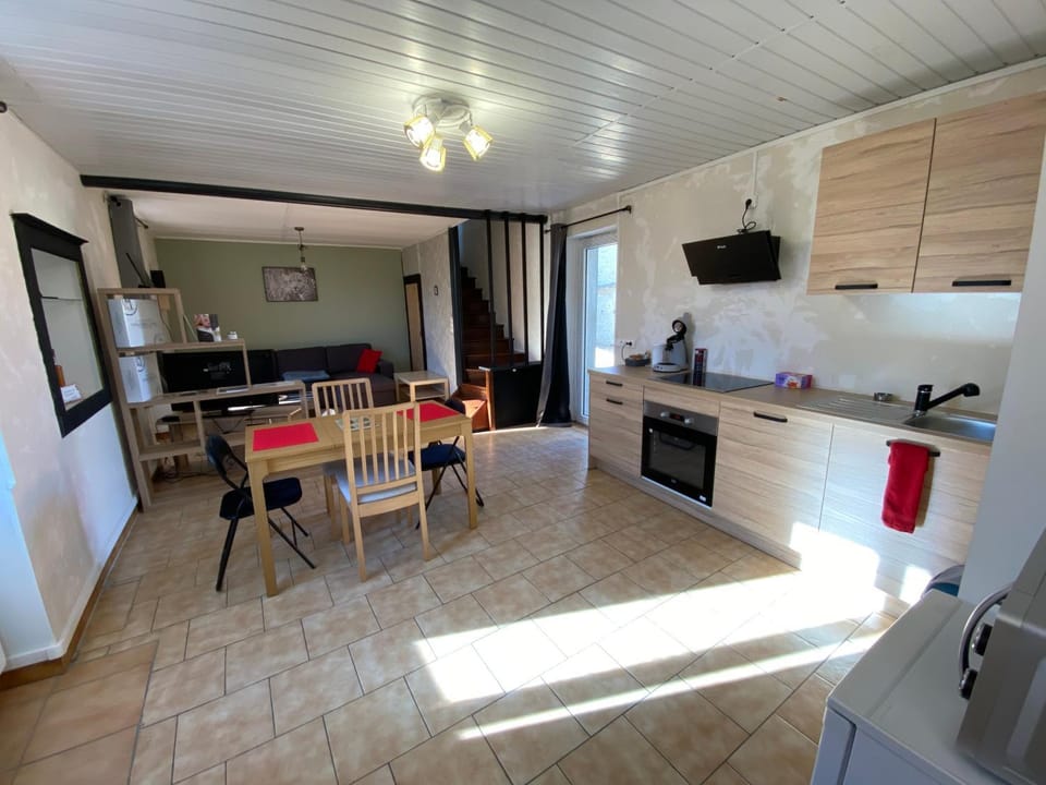 Maison indiv au cœur du vignoble champenois House in Grand Est