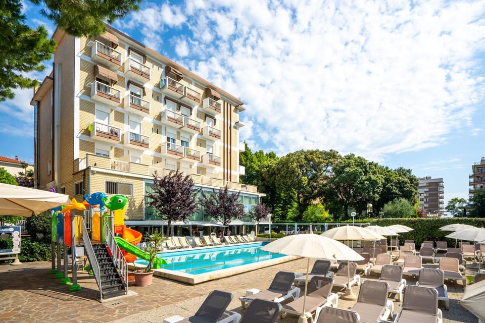 Property building, Pool view, Swimming pool
