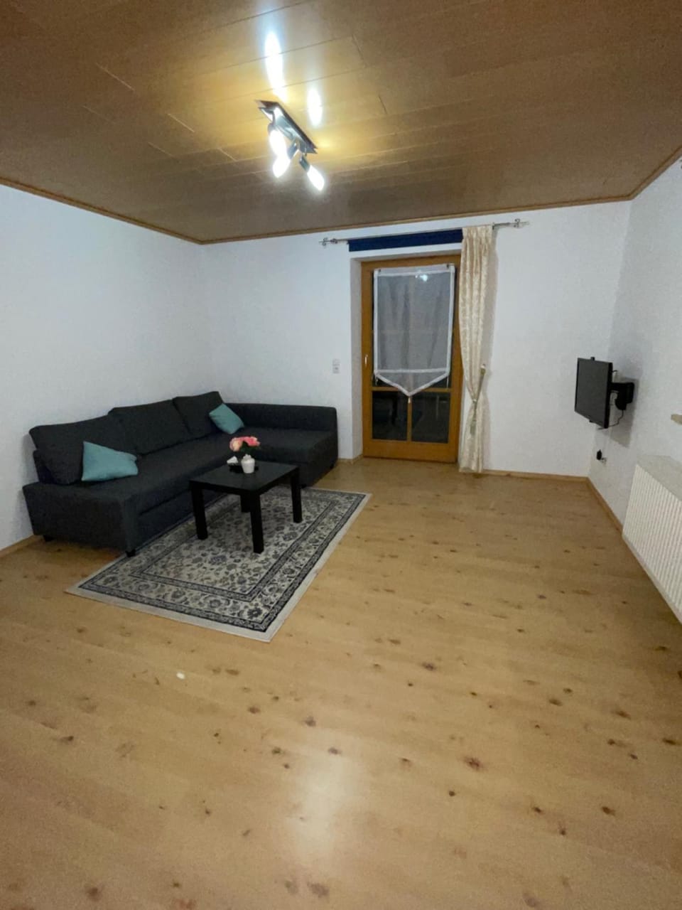 Handwerker- Ferienwohnung nur 9 Min von Landshut entfernt Apartment in Landshut