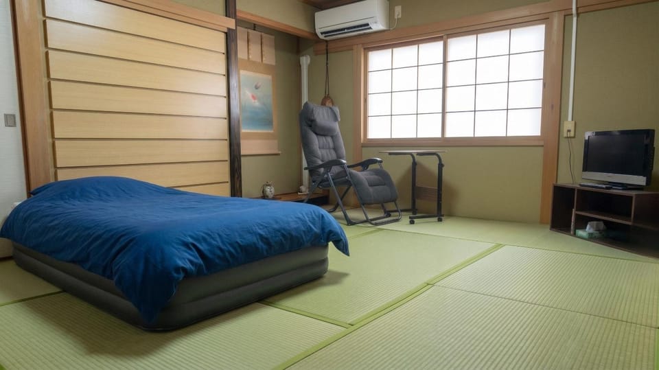 SPR港家 Bed and Breakfast in Hokkaido Prefecture