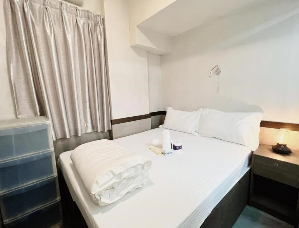 Island Inn Bed and Breakfast in China