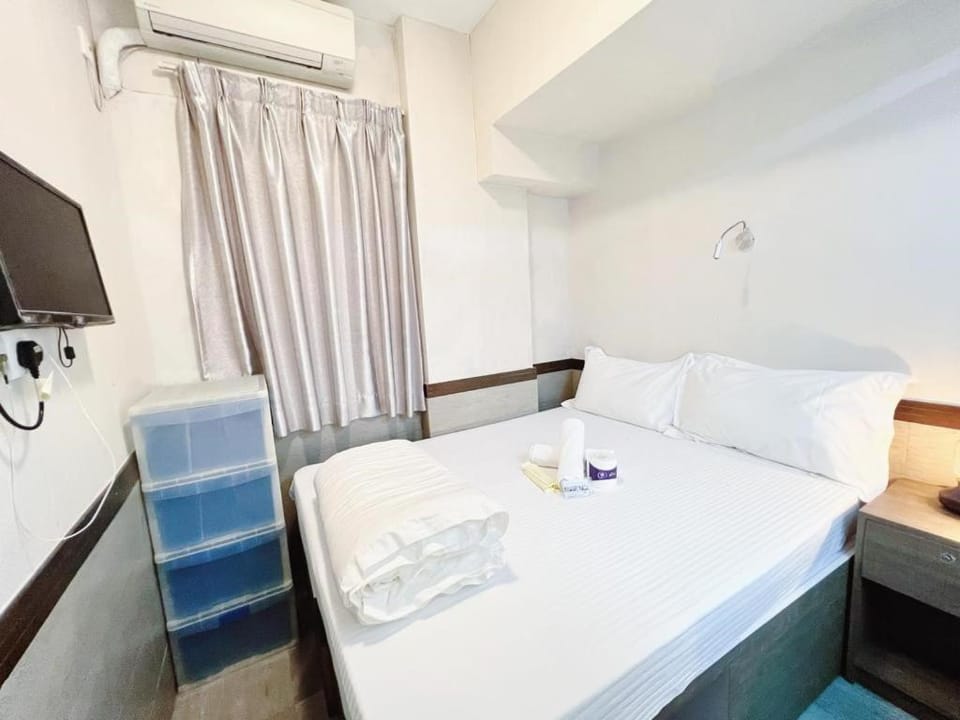 Island Inn Bed and Breakfast in China