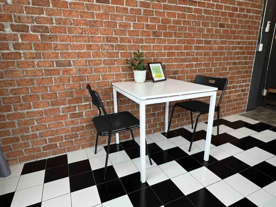 3l9B Chiangmai Gate Best location 3 bedrooms apartment Apartment in Chiang Mai