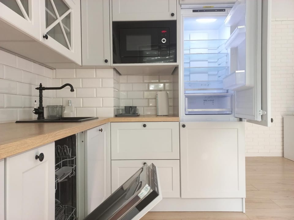 dishwasher, microwave, oven, stove