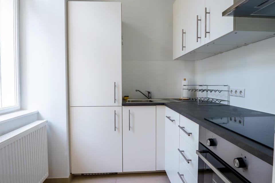 Kitchen or kitchenette, kitchen