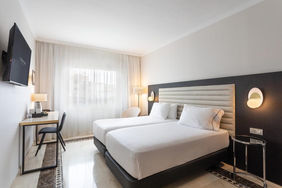 Bed, TV and multimedia, Coffee/tea facilities, Photo of the whole room