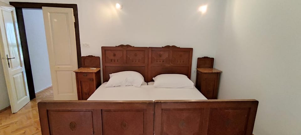 Stara kapetanska kuća Apartment in Mali Losinj