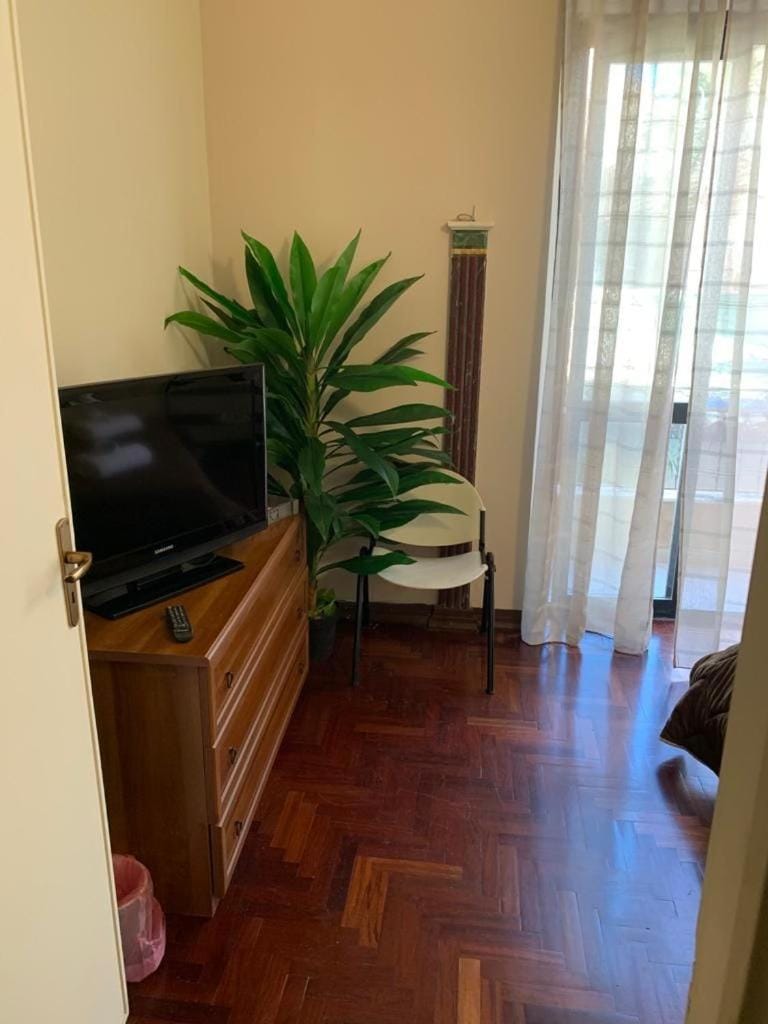 Communal lounge/ TV room, TV and multimedia, Evening entertainment