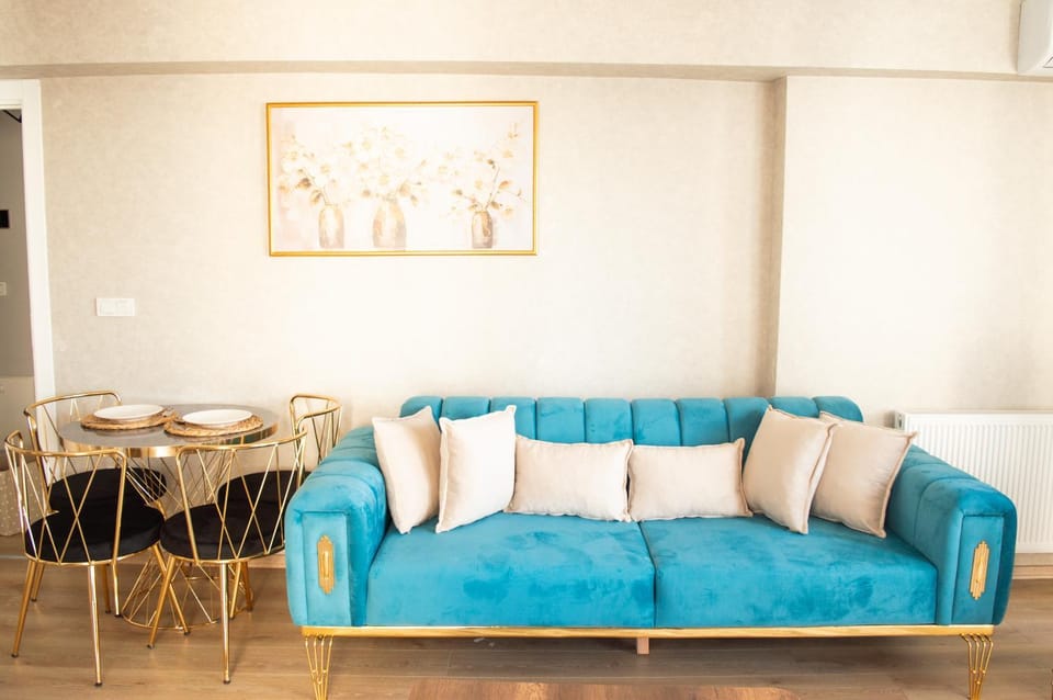 Living room, Dining area, Diving, Diving