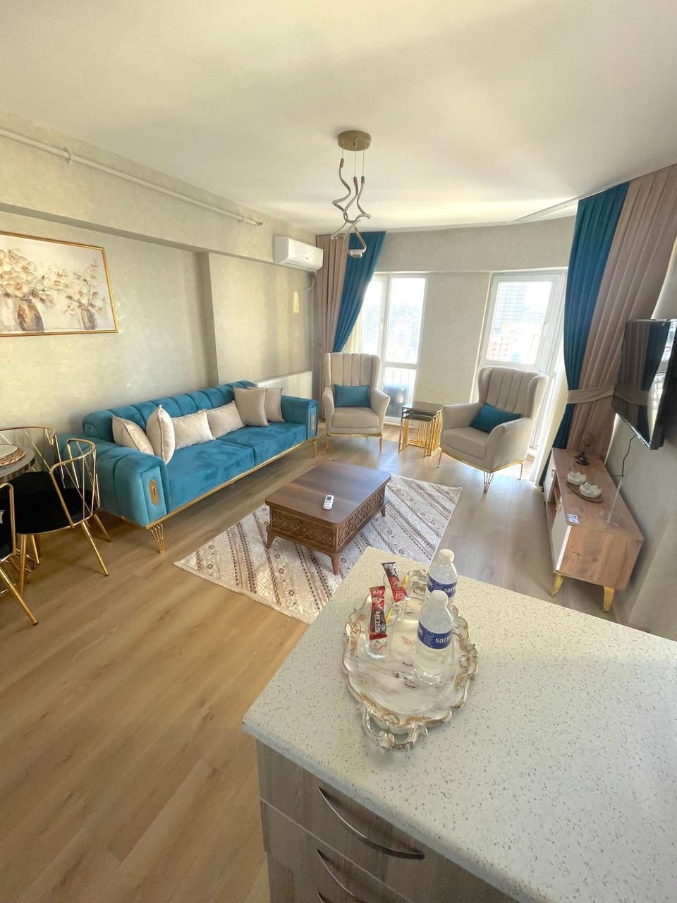 Living room, Seating area, Dining area