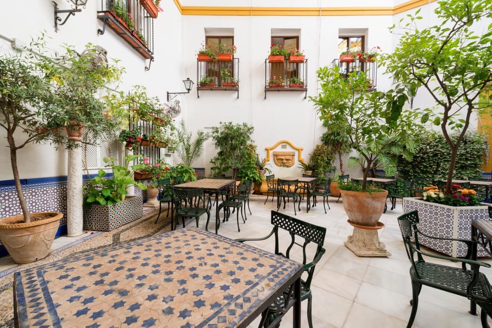 Patio, Off site, Day, Balcony/Terrace