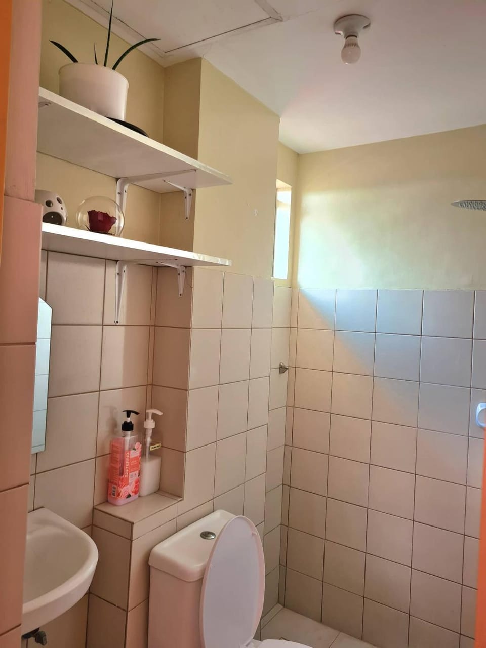 Budget Friendly Transient in Valley Golf Apartment in Antipolo