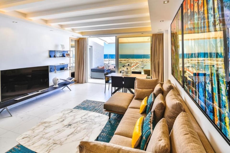 306 -Luxury Selection- Puerto Banus Marbella Front Line Penthouse Apartment in Marbella