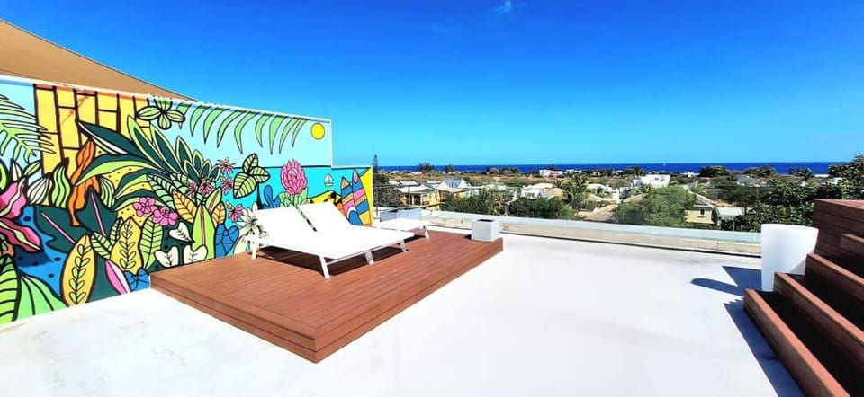Superbe appartement avec vue mer et montagnes. Apartment in Rivière Noire District, Mauritius