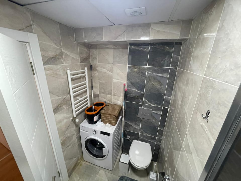 Bathroom, washing machine