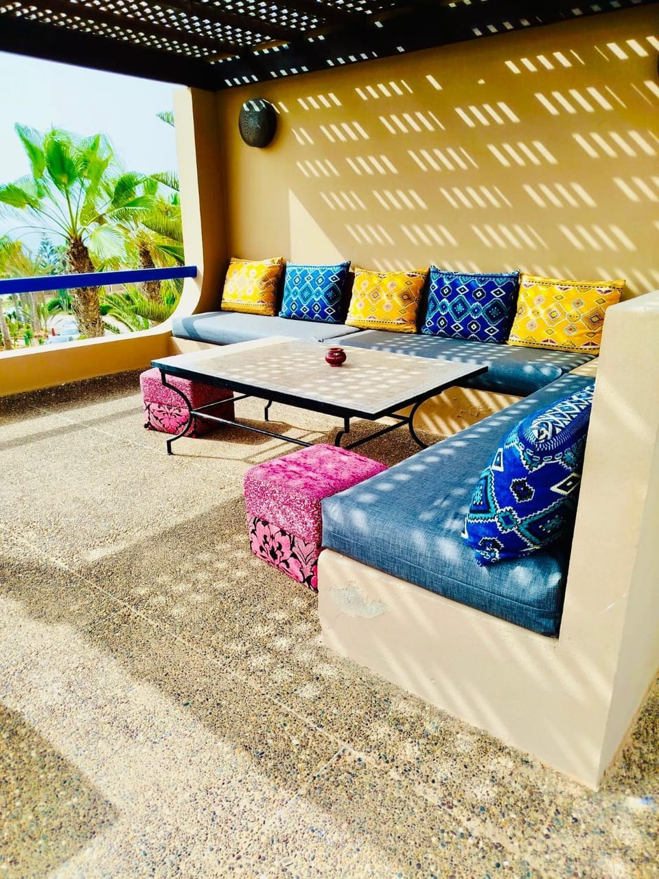 Patio, Day, Garden, Seating area, Garden view