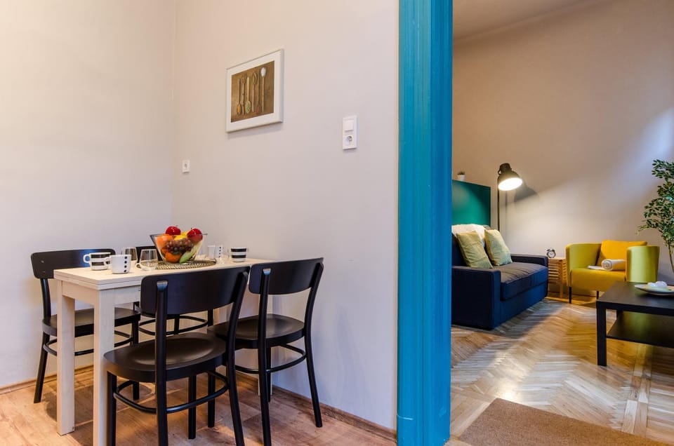 Downtown Park Studio Apartment in Budapest