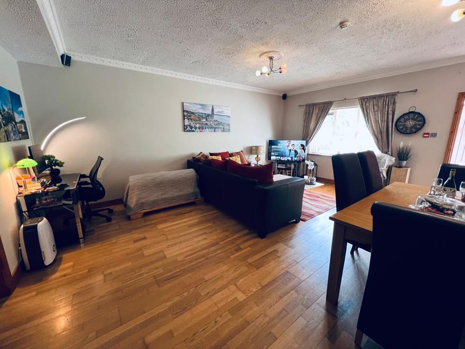 Fernway Residence entire property Apartment in County Cork