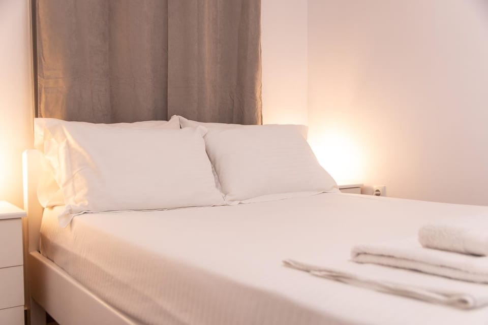 Eden - A Night near Athens Int Arpt Apartment in East Attica Regional Unit, Greece