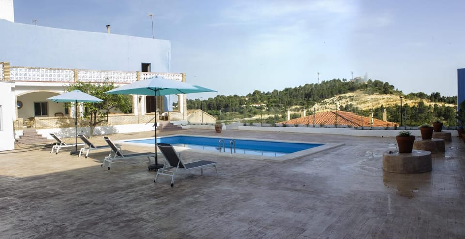 Natural landscape, Mountain view, Pool view, Swimming pool, sunbed