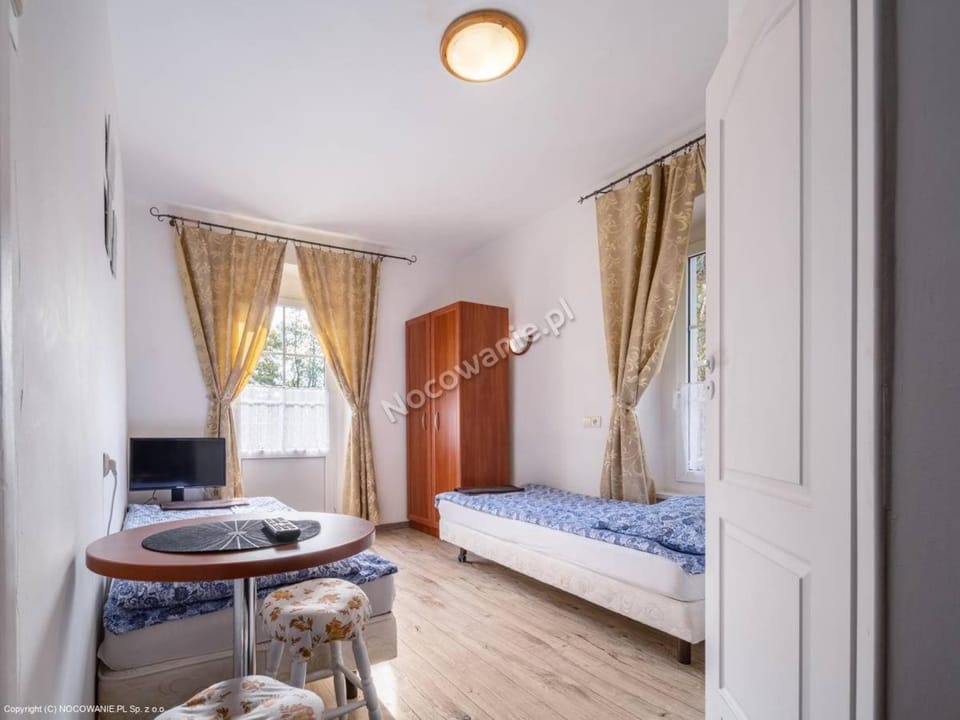 Willa Dunajec Bed and Breakfast in Lower Silesian Voivodeship