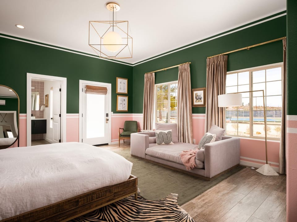 Bed, View (from property/room), Bedroom, Garden view