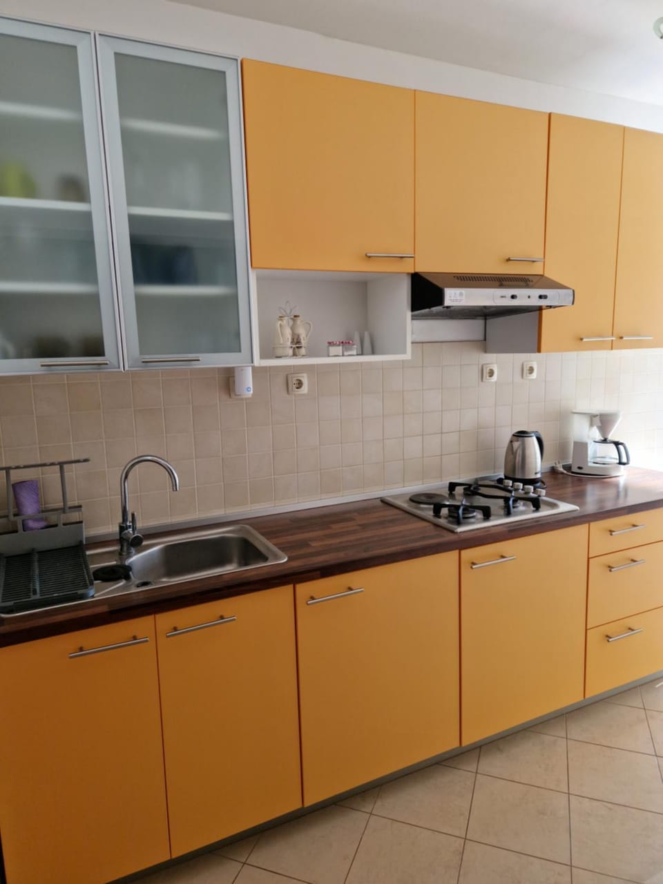 Coffee/tea facilities, Kitchen or kitchenette