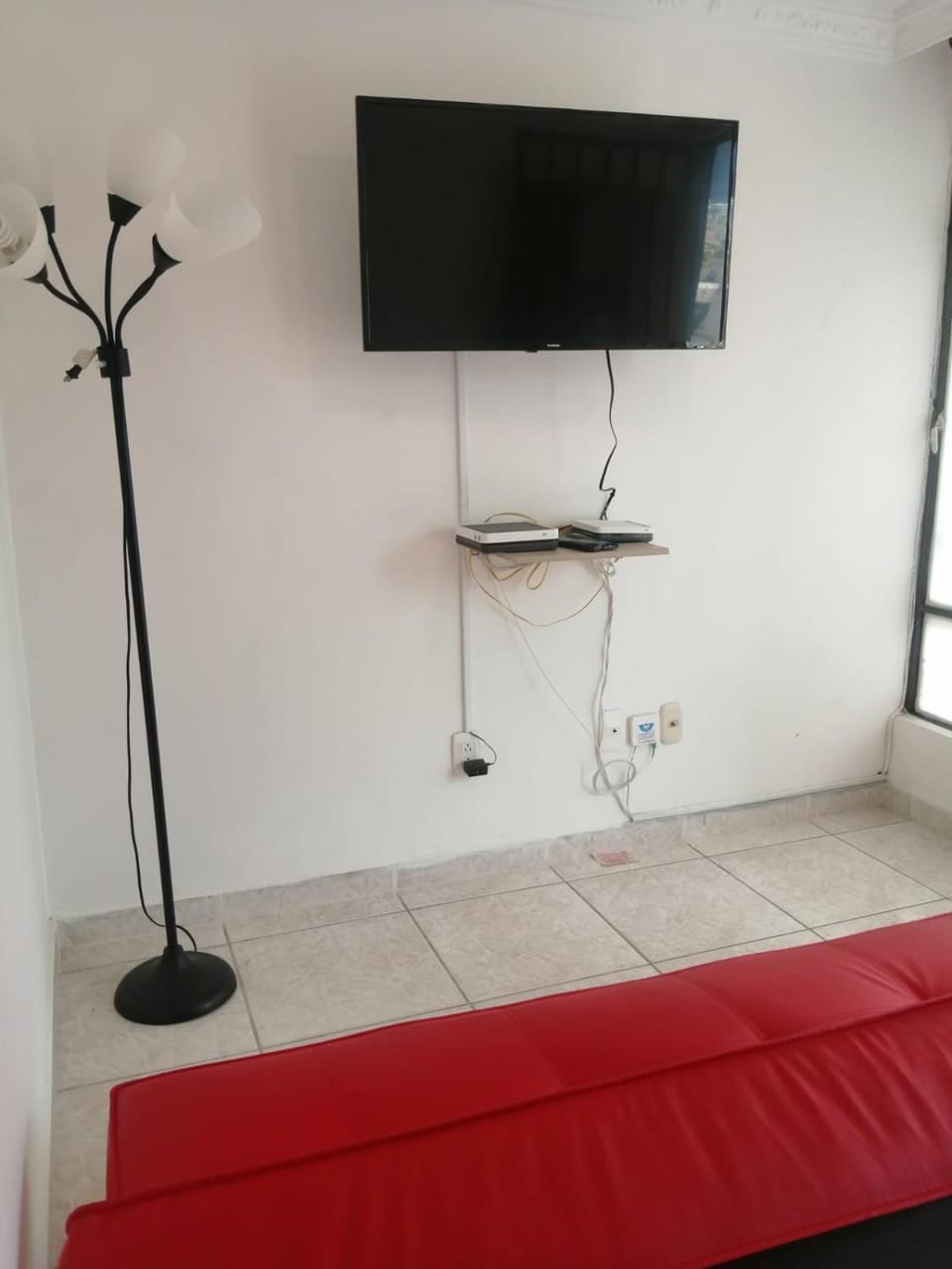 Communal lounge/ TV room, TV and multimedia