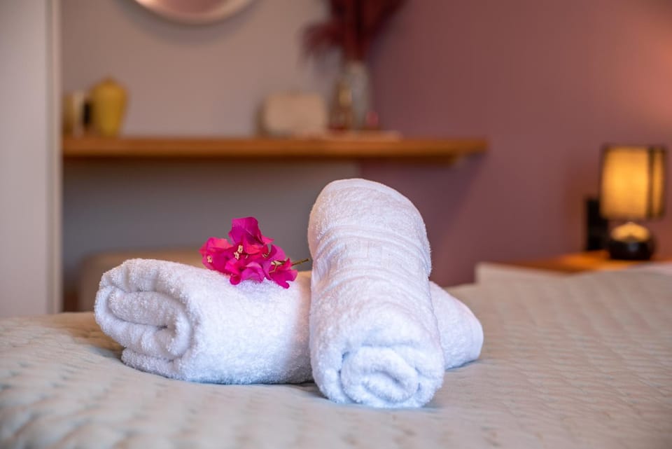 Decorative detail, towels