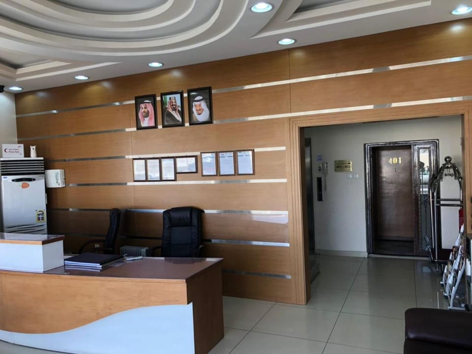 Lobby or reception, Internal: Not applicable to any particular room