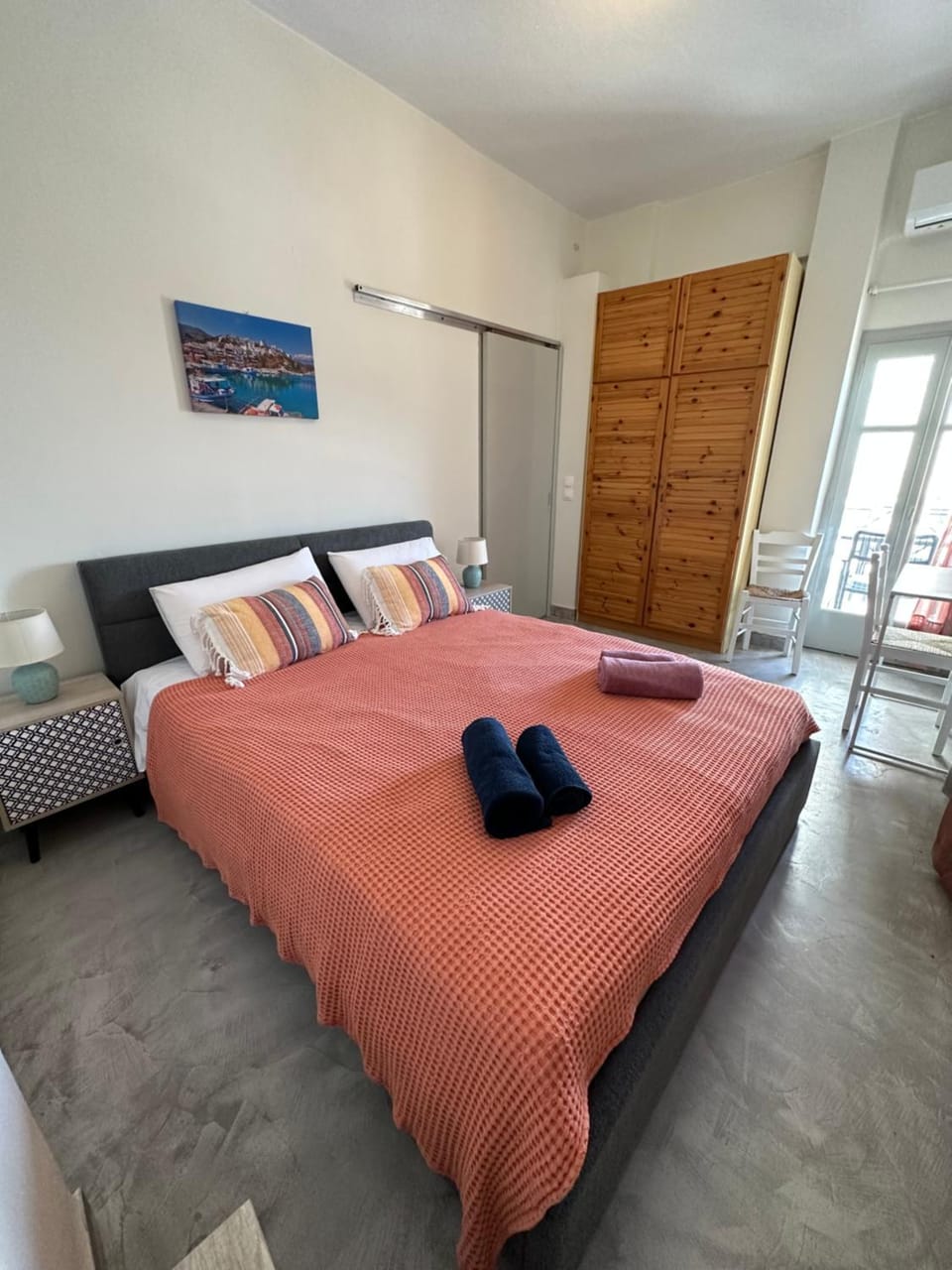 Bed, wardrobe