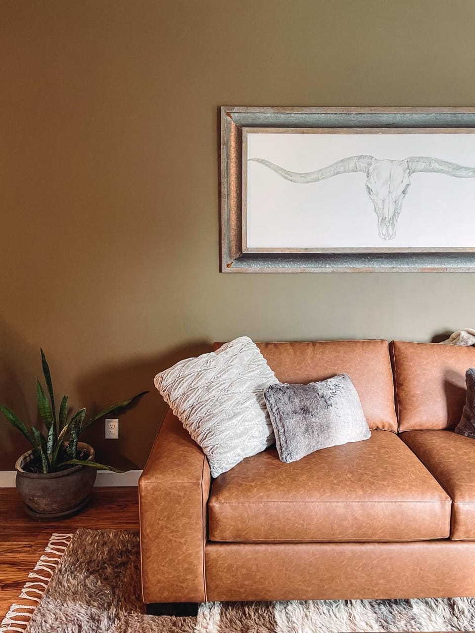 Cozy Cabin - 2 Miles to Broadway & Free Parking Cabin in Nashville